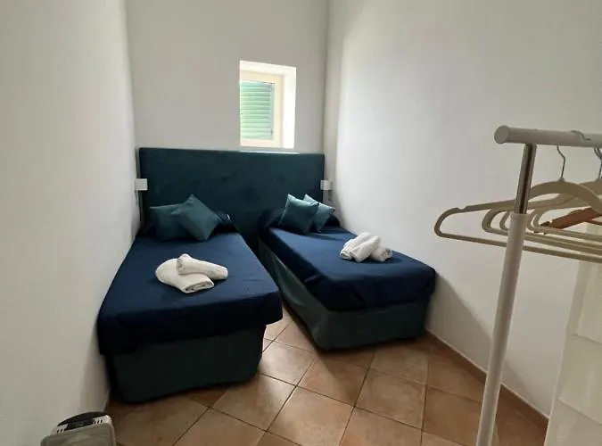 Fisherman House - Coast *