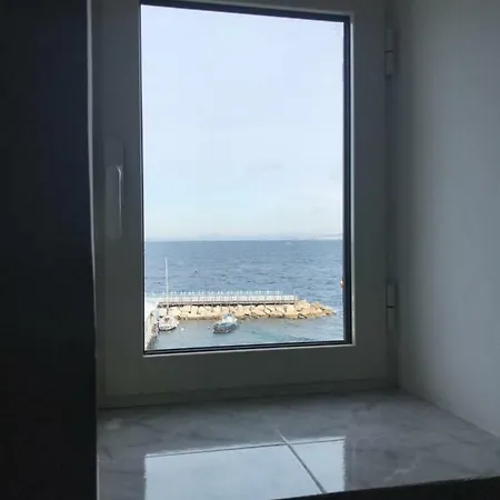 Fisherman House - Coast *